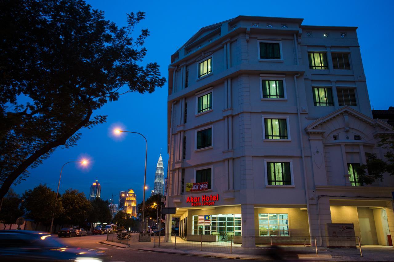 Akar Jalan Tar *